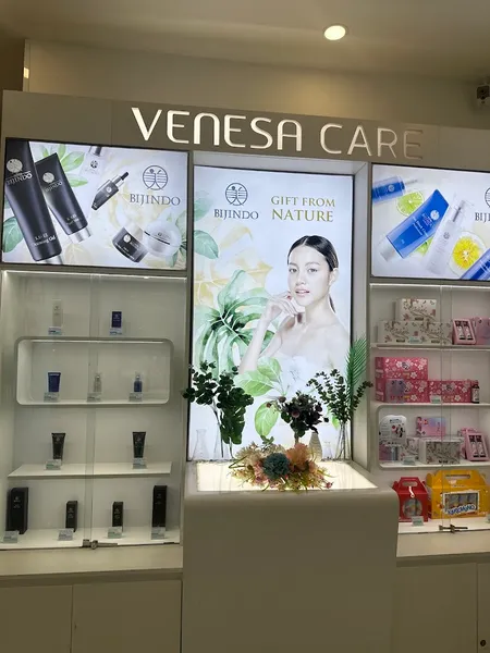 Venesa Lê Lai