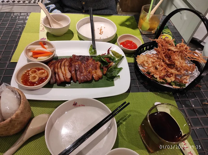 Gà Trống Restaurant