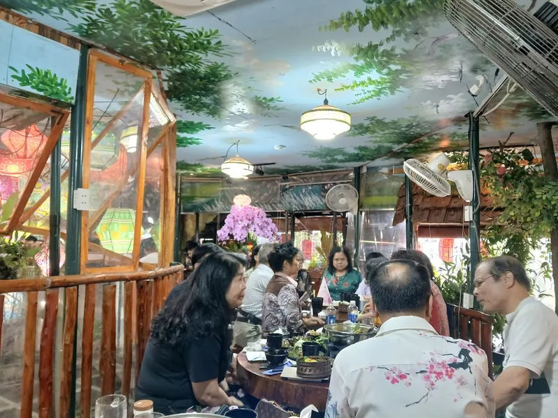 Nhà Hàng Chợ Tình Sa Pa