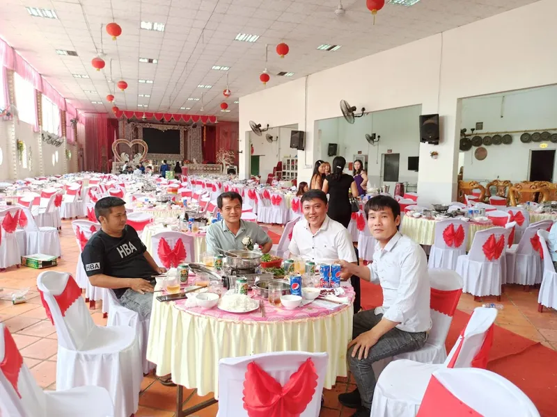 Nhà hàng trung nguyên