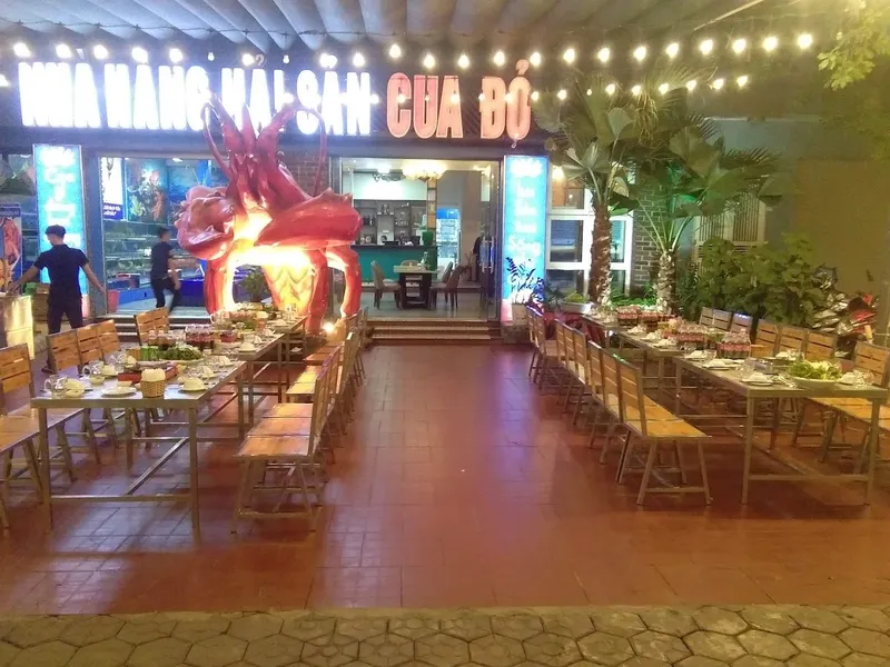 NHÀ HÀNG HẢI SẢN CUA ĐỎ