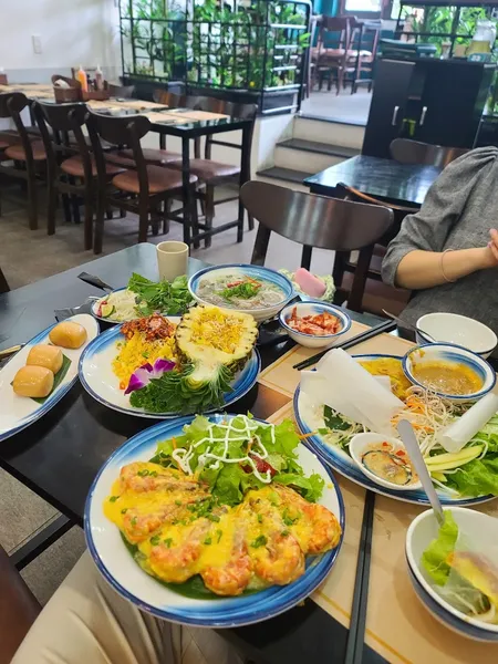 Cô Ba Phở bò