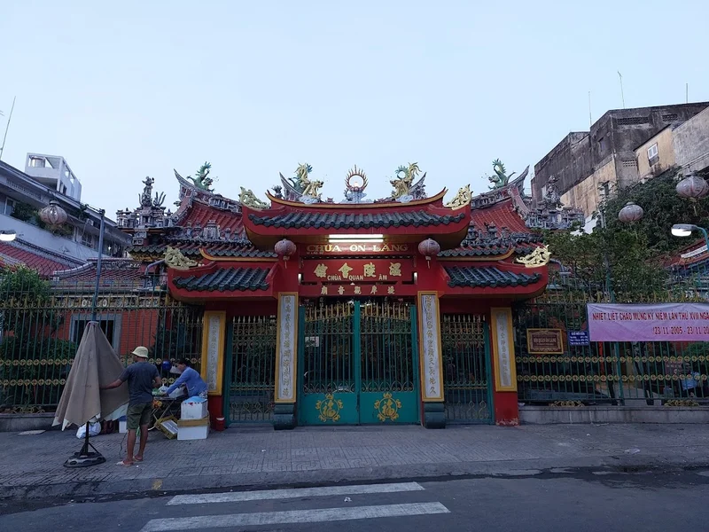 Hội quán Ôn Lăng - Chùa quan âm