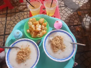 quán cháo tại Hà Nội