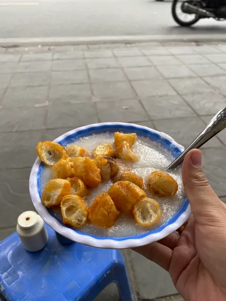 Cháo sườn Vỉa Hè Bách Khoa