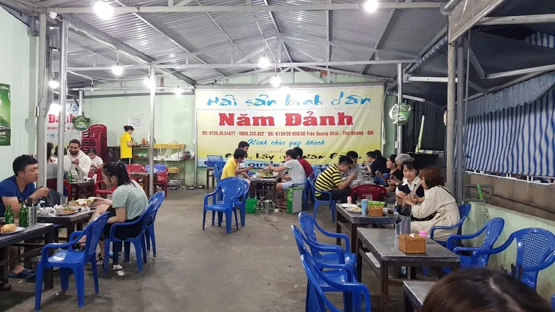 Hải sản Năm Đảnh