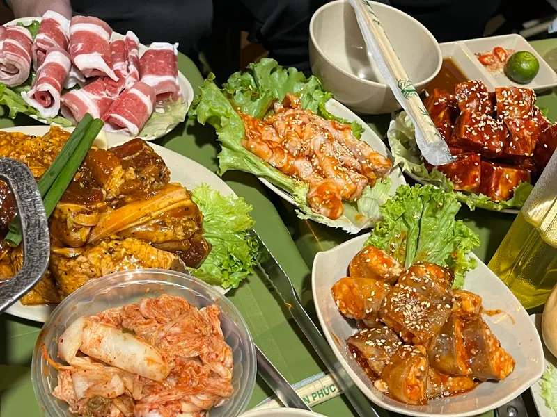 Lẩu Nướng Bà Oanh