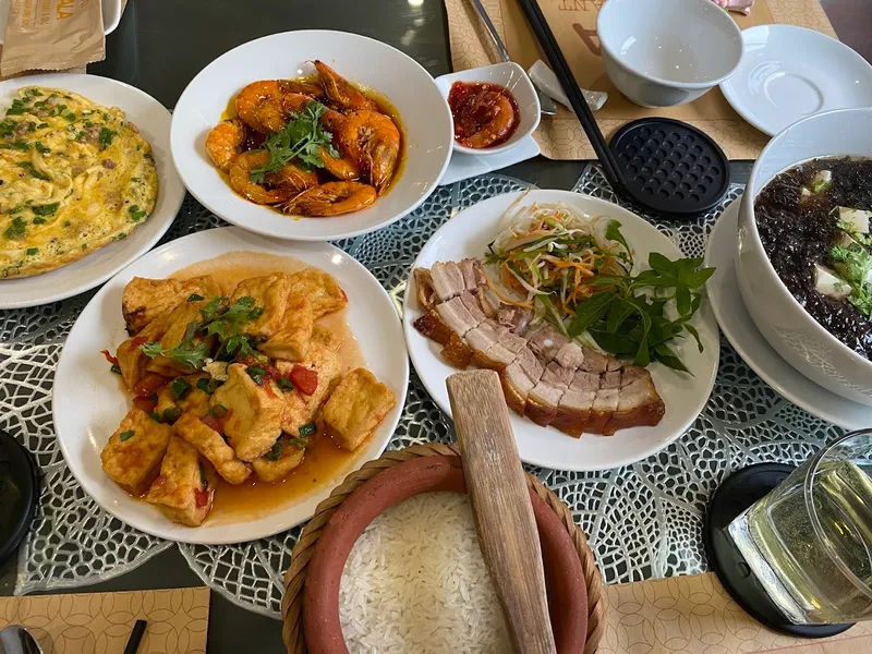 Nhà Hàng SALA Huế