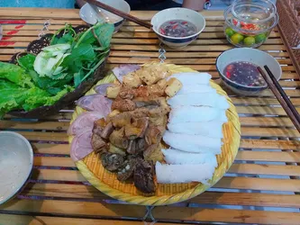 Danh sách 6 quán bún đậu mắm tôm tại Thị xã Thuận An Bình Dương