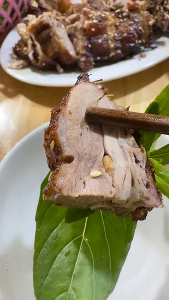 Quán Đặc Sản Vịt Cỏ