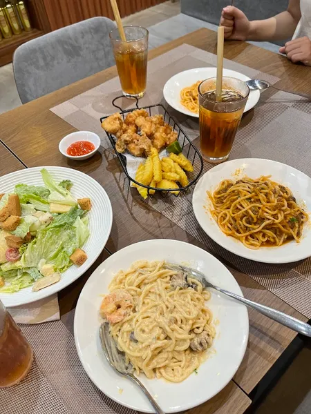 Quán Ăn Quý Mỳ Ý Và Đồ Ăn Vặt