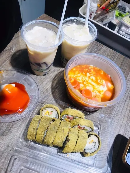 Quán Ăn Vặt Đường Tàu