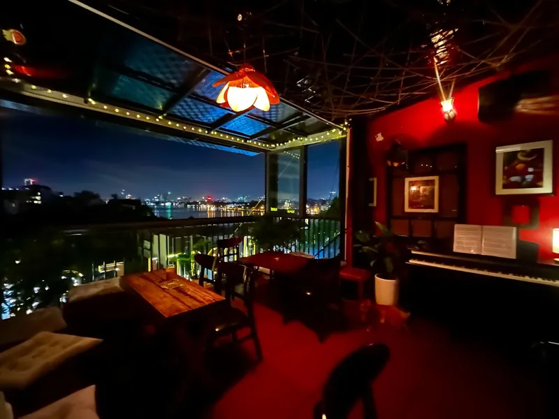 Nameless Bar