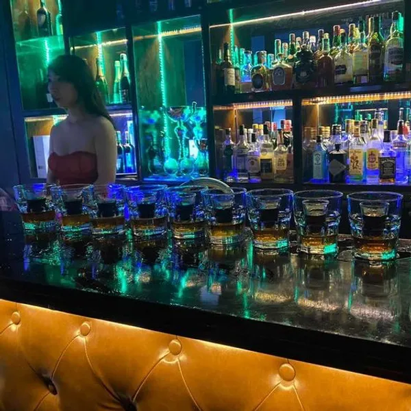 Cairo Lounge Bar Sai Gòn