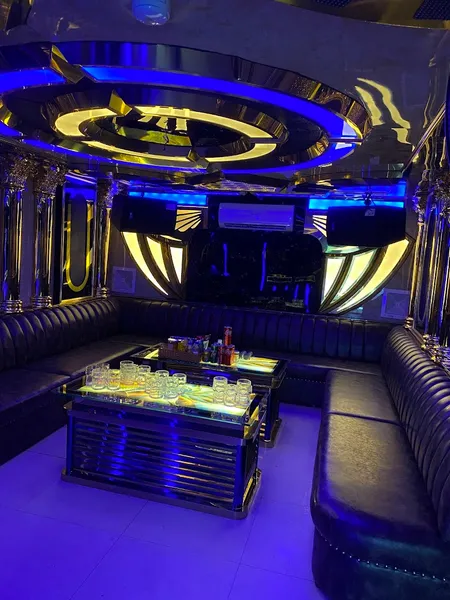 karaoke blue