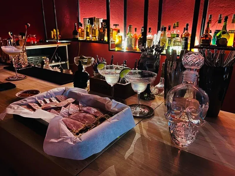Wormmm! Home Bar Classic