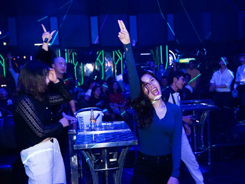 NEW HEAVEN Club