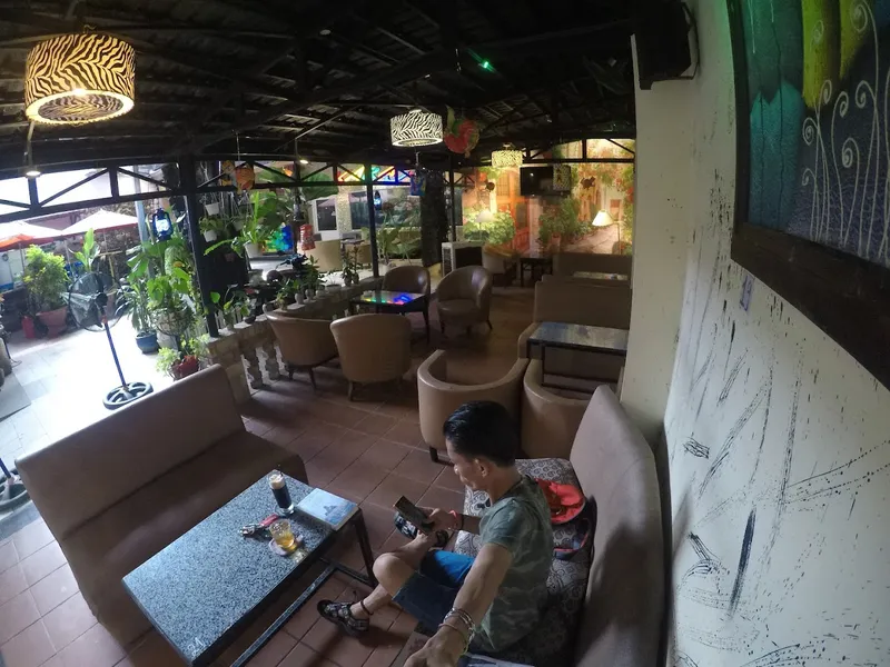 Cafe Karaoke Thềm Xưa