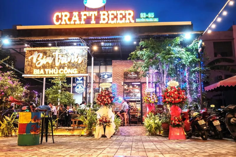 Bia Trịnh 2 - 93,95 Nguyễn Phước Lan
