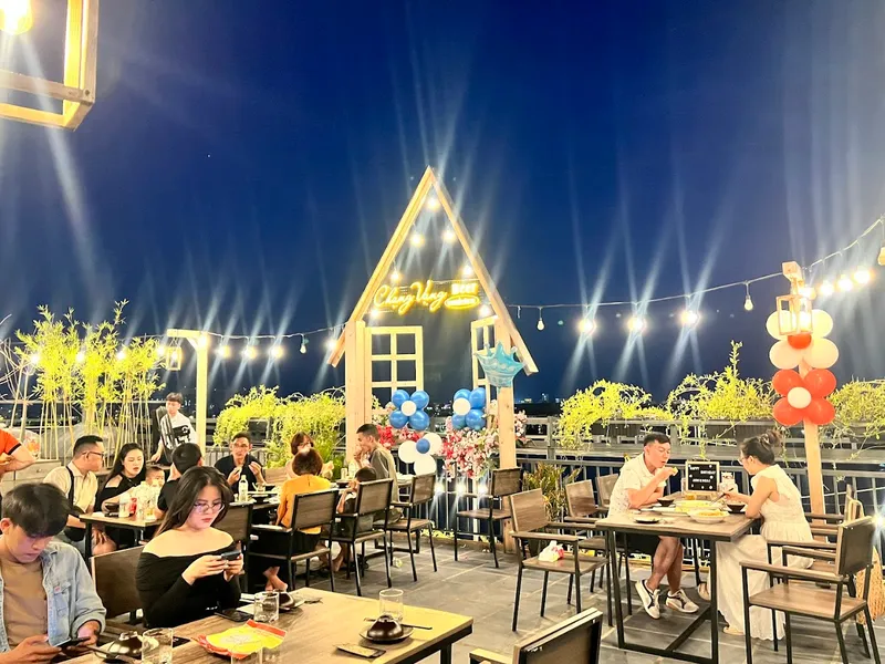 Chạng Vạng - The Rooftop Beer