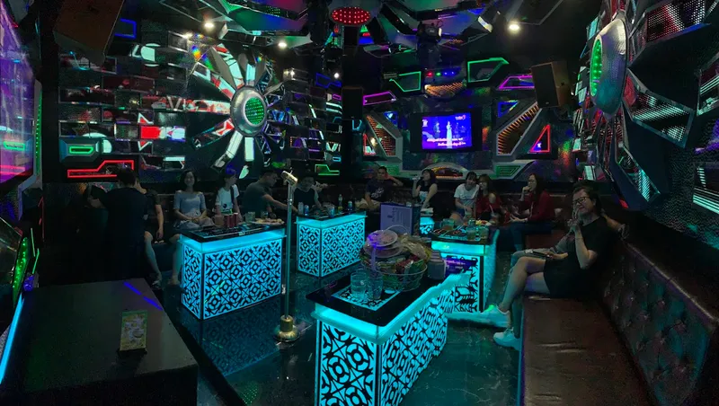 Karaoke Họa Mi 10