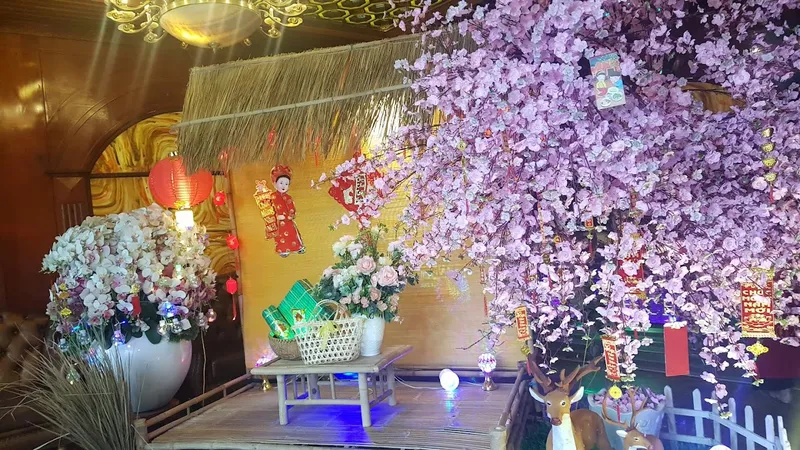 KARAOKE - HOÀNG GIA