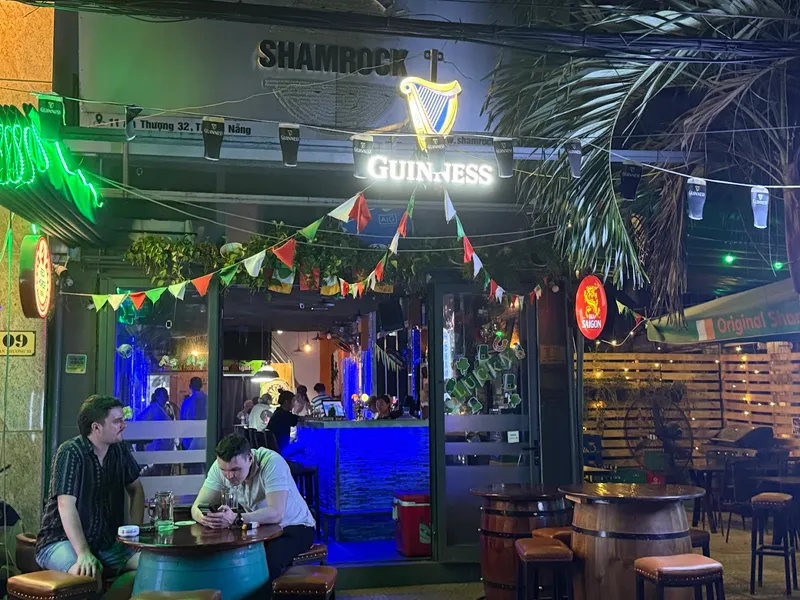 The Original Shamrock Sports Bar Da Nang 🇮🇪 since 2019