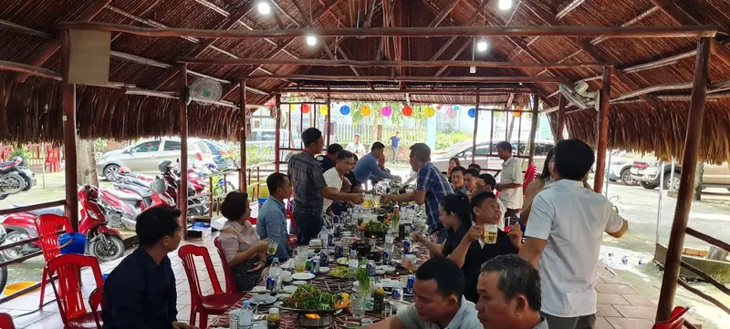 Nhà hàng tiệc cưới Thuần Toán