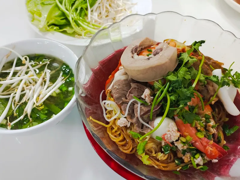 Hủ tiếu Liến Húa