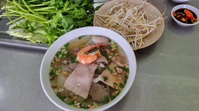 Hủ tiếu Tý mập