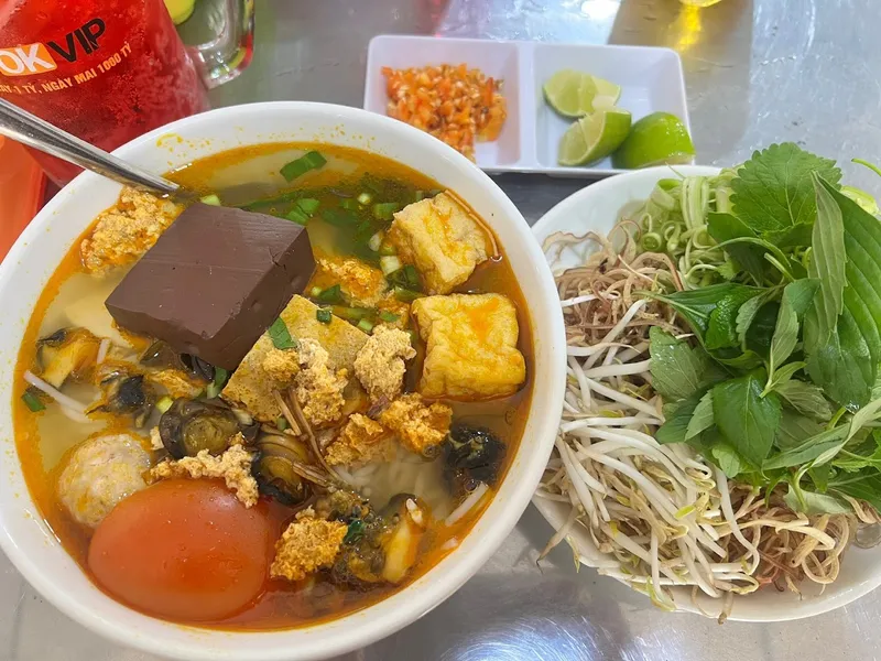 Bún riêu cua Dì Hai Phước