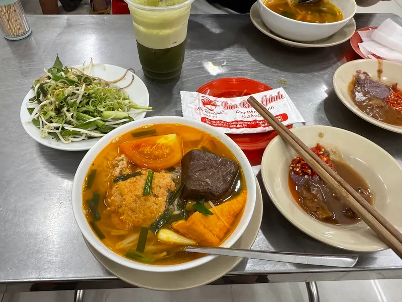 Bún Riêu Gánh Chợ Bến Thành