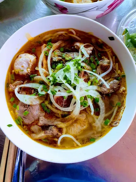 Bún bò Huế Vỹ Dạ