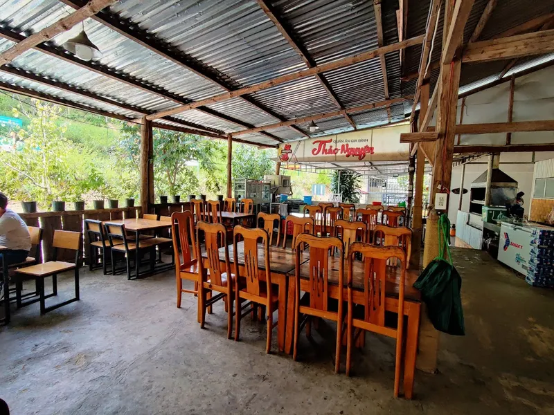 Cơm Lam Gà Nướng - Thảo Nguyên Quán