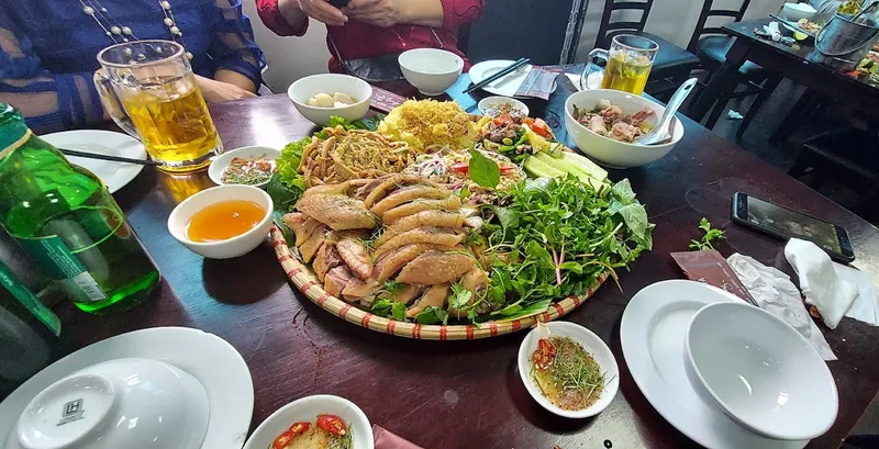 Gà Già Hùng Thuý 1