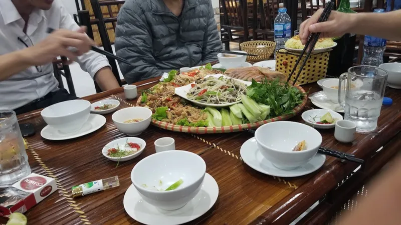ĐẶC SẢN GÀ GIÀ