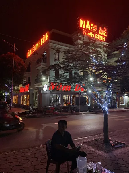 Nhà hàng Năm Dê Ninh Bình
