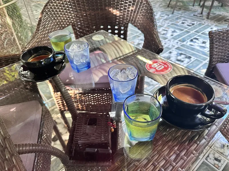 COFFEE ODESSA LAKEVIEW- NHÀ GỖ