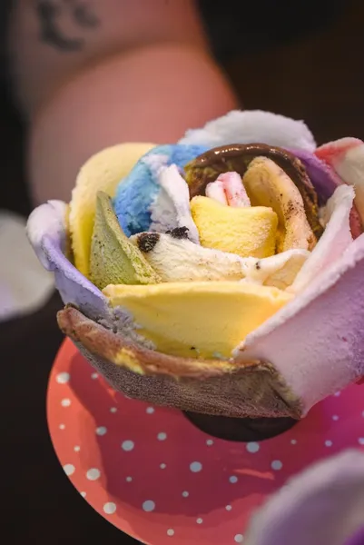 Kem hoa hồng Roseice Hội An