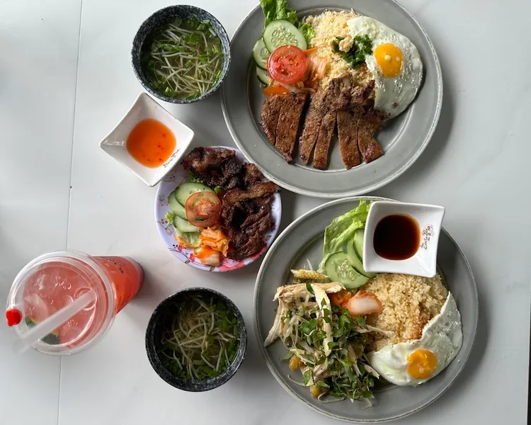 CƠM TẤM SƠN PHẠM