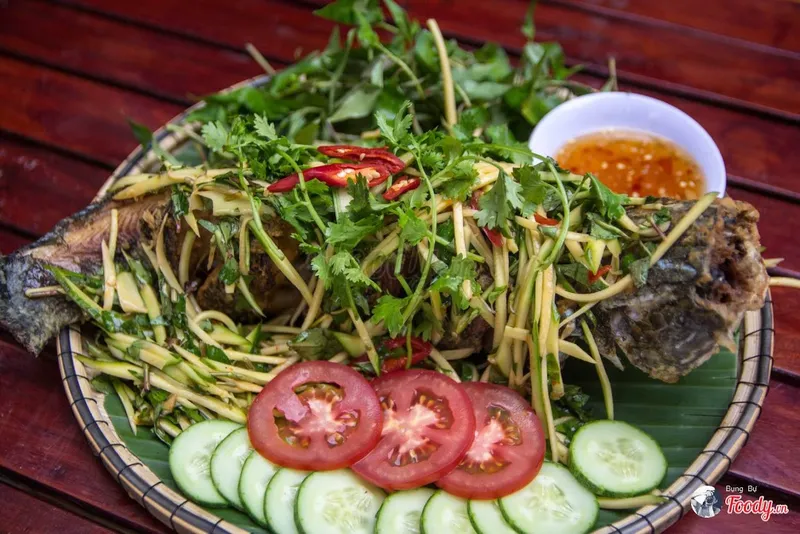 Cà Phê, Cơm Quê, Hải Sản Tươi Sống Quán Quân