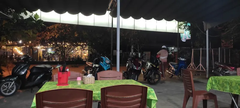 Quán gà tre Quế Sơn