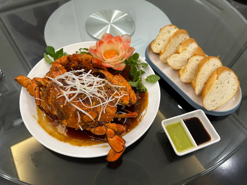 Minh Châu Seafoods Restaurant