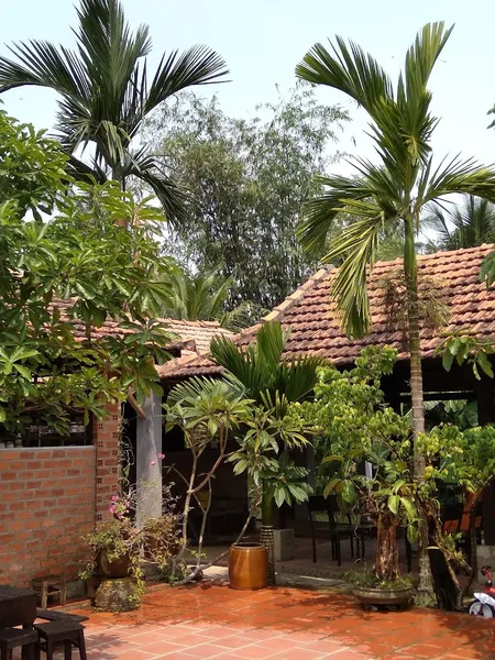 Quán cà phê sân vườn Làng Coffee