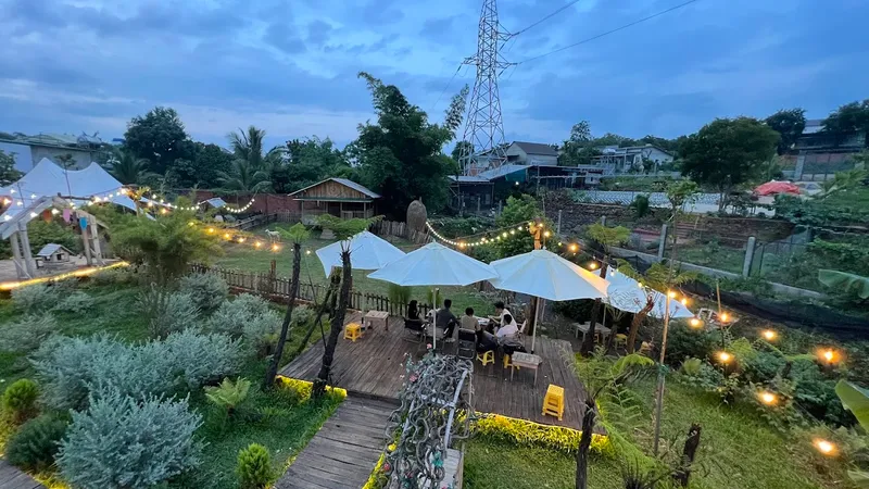 LÁ Garden