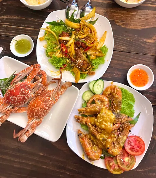 Quán ăn hải sản Mỹ Nhân Ngư