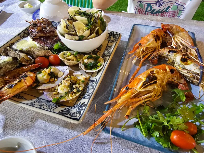 Nhà hàng hải sản TẤN LỘC_ Hoian seafood- 호이안 레스토랑 - ホイアンレストラン