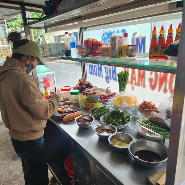 Bánh mì Phượng Mập (Banh Mi Big Mom)