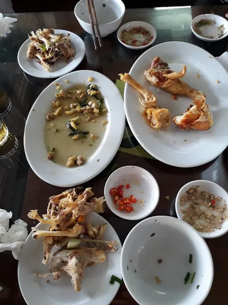 Nhà Hàng Gà Tươi Mạnh Hoạch