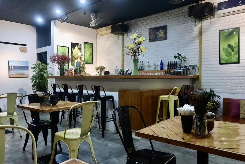 ROM Vegetarian Bistro - Hoi An